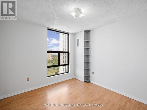 1412 - 4 Kings Cross Road, Brampton, ON - Indoor Photo Showing Other Room