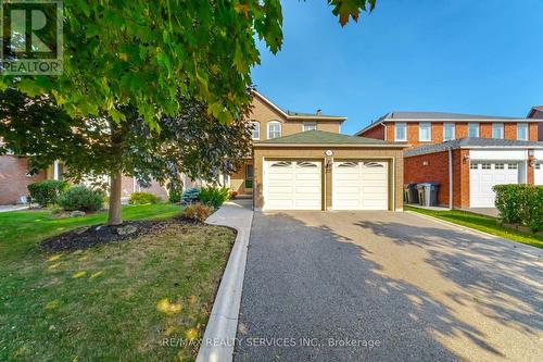 31 Newbury Crescent, Brampton, ON - Outdoor