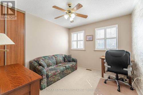 31 Newbury Crescent, Brampton, ON - Indoor