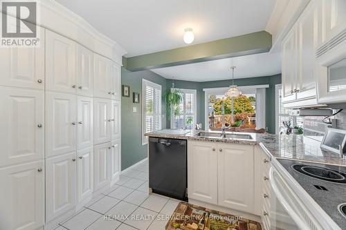 31 Newbury Crescent, Brampton, ON - Indoor Photo Showing Kitchen With Double Sink