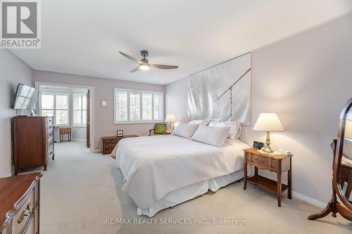 31 Newbury Crescent, Brampton, ON - Indoor Photo Showing Bedroom