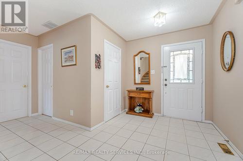 31 Newbury Crescent, Brampton, ON - Indoor Photo Showing Other Room