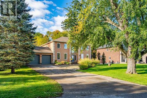 8 Erin Street, Halton Hills, ON - Outdoor