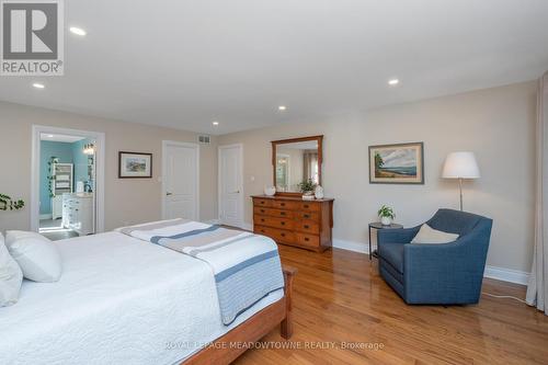 8 Erin Street, Halton Hills, ON - Indoor Photo Showing Bedroom