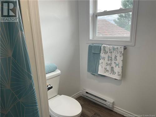 5 Belding Street, Lower Newcastle, NB - Indoor Photo Showing Bathroom