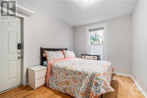 48 Bell Street N, Ottawa, ON - Indoor Photo Showing Bedroom