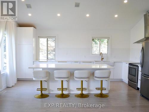 248 Montrose Road, Belleville, ON - Indoor Photo Showing Kitchen