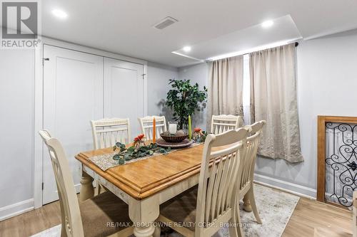 136 Brantdale Avenue, Hamilton, ON - Indoor Photo Showing Dining Room