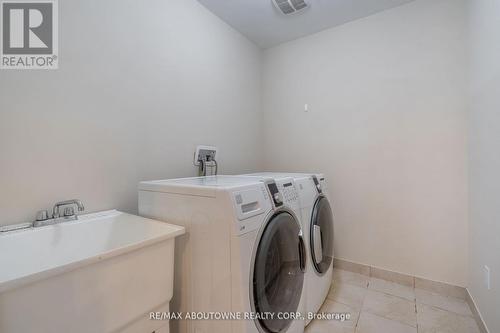 357 Snoek Point, Milton, ON - Indoor Photo Showing Laundry Room