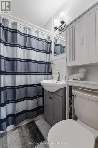 484 Bridge Street E, Belleville, ON - Indoor Photo Showing Laundry Room