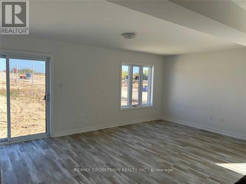 101 Shady Hill Road, West Grey, ON - Indoor Photo Showing Other Room