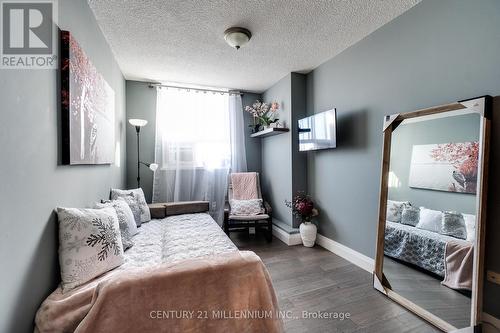 1120 - 1625 Bloor Street E, Mississauga, ON - Indoor Photo Showing Bedroom