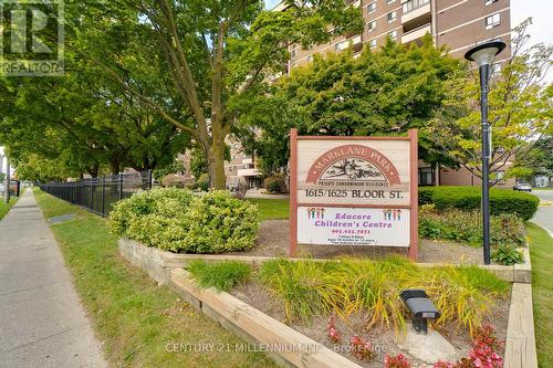 1120 - 1625 Bloor Street E, Mississauga, ON - Outdoor