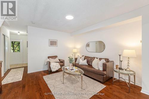 53 - 86 Joymar Drive, Mississauga, ON - Indoor Photo Showing Living Room