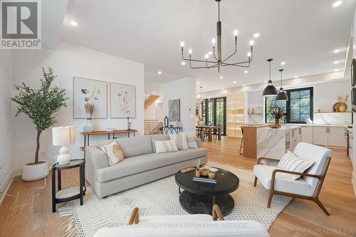 480 Scarsdale Crescent, Oakville, ON - Indoor Photo Showing Living Room