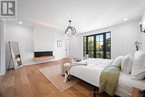 480 Scarsdale Crescent, Oakville, ON - Indoor Photo Showing Bedroom