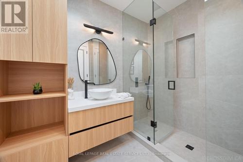 480 Scarsdale Crescent, Oakville, ON - Indoor Photo Showing Bathroom