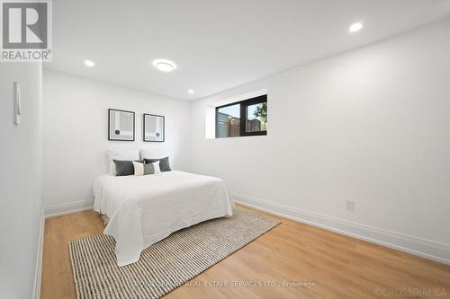 480 Scarsdale Crescent, Oakville, ON - Indoor Photo Showing Bedroom