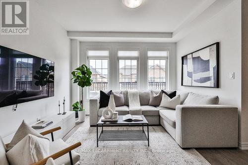 16 Backwater Trail, Brampton, ON - Indoor Photo Showing Living Room