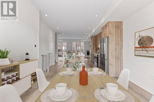 1354 William Halton Parkway, Oakville, ON - Indoor Photo Showing Dining Room