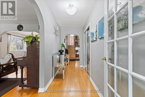 2254 Yates Court, Oakville, ON - Indoor Photo Showing Other Room