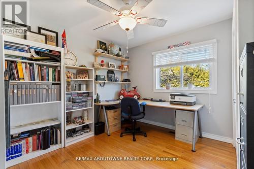 2254 Yates Court, Oakville, ON - Indoor Photo Showing Office