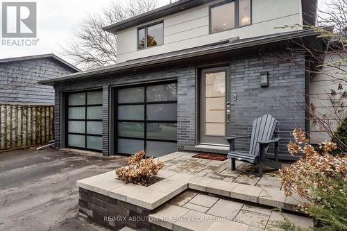 561 Rebecca Street, Oakville, ON - Outdoor