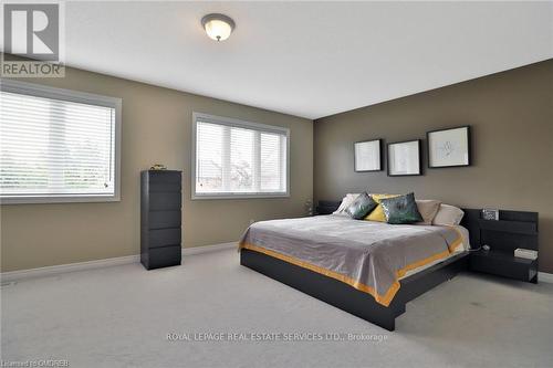 1104 Agram Drive, Oakville, ON - Indoor Photo Showing Bedroom