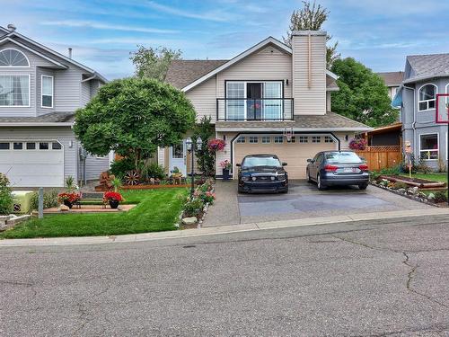 829 Dunrobin Drive, Kamloops, BC - Outdoor With Facade