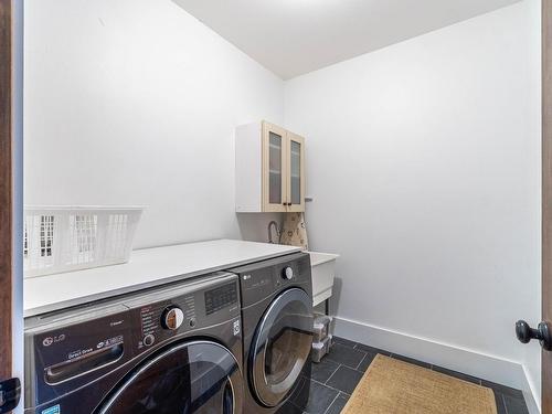 1844 Paul Lake Road, Kamloops, BC - Indoor Photo Showing Laundry Room