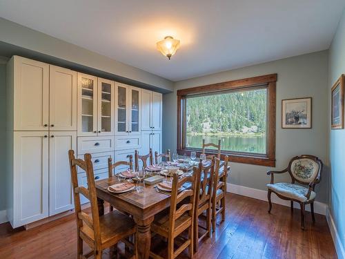 1844 Paul Lake Road, Kamloops, BC - Indoor Photo Showing Dining Room