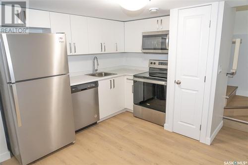 210 Sharma Lane, Saskatoon, SK - Indoor Photo Showing Kitchen With Stainless Steel Kitchen