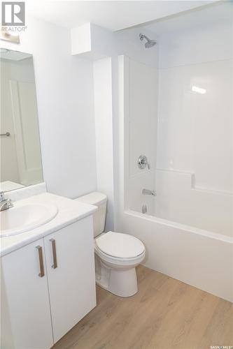 210 Sharma Lane, Saskatoon, SK - Indoor Photo Showing Bathroom