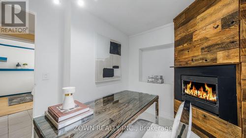 533 Park Crescent, Pickering, ON - Indoor With Fireplace