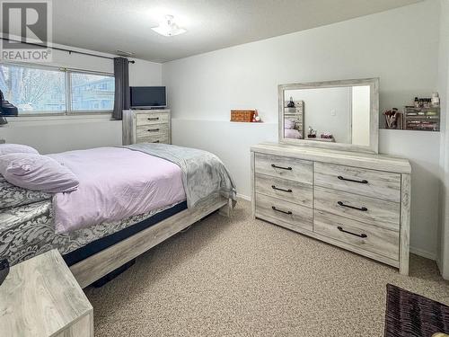 2401 12Th  N Street Unit# 6, Cranbrook, BC - Indoor Photo Showing Bedroom