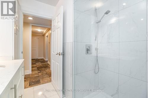 5 - 312 Reynolds Street, Oakville, ON - Indoor Photo Showing Bathroom