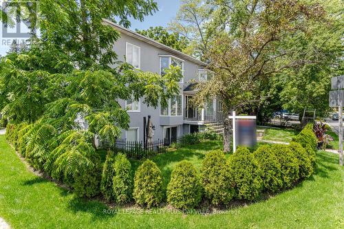 5 - 312 Reynolds Street, Oakville, ON - Outdoor