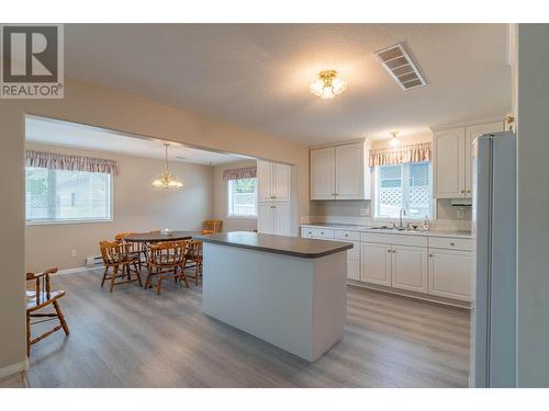 1562 Nicolani Court, Kamloops, BC - Indoor Photo Showing Kitchen