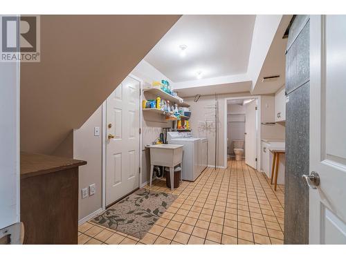 1562 Nicolani Court, Kamloops, BC - Indoor