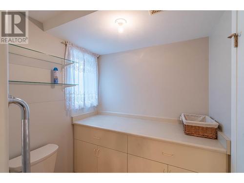 1562 Nicolani Court, Kamloops, BC - Indoor Photo Showing Bathroom