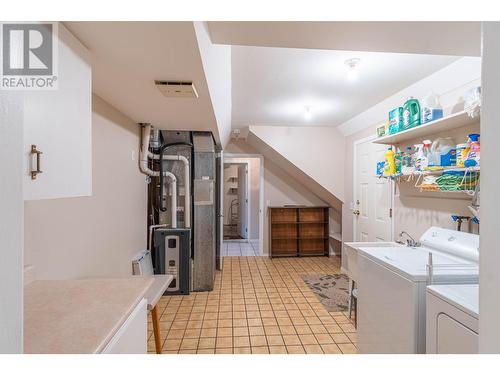 1562 Nicolani Court, Kamloops, BC - Indoor Photo Showing Laundry Room