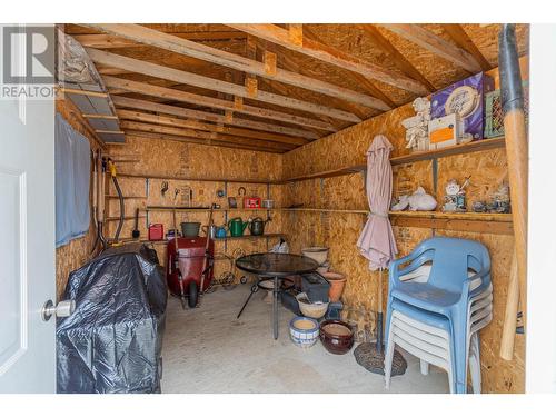 1562 Nicolani Court, Kamloops, BC - Indoor Photo Showing Other Room