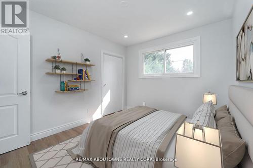 608 Thornwood Avenue, Burlington, ON - Indoor Photo Showing Bedroom