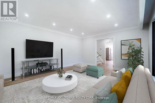 608 Thornwood Avenue, Burlington, ON - Indoor Photo Showing Living Room