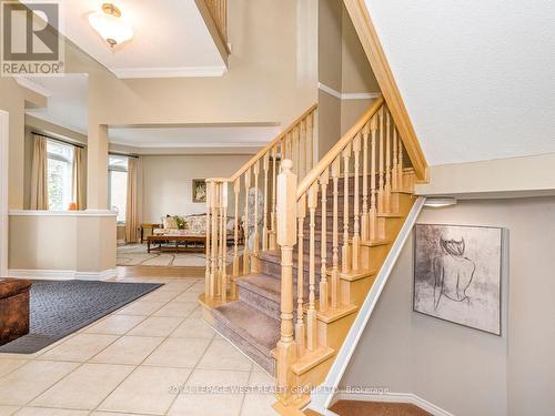 7 Vantagebrook Court, Caledon, ON - Indoor Photo Showing Other Room