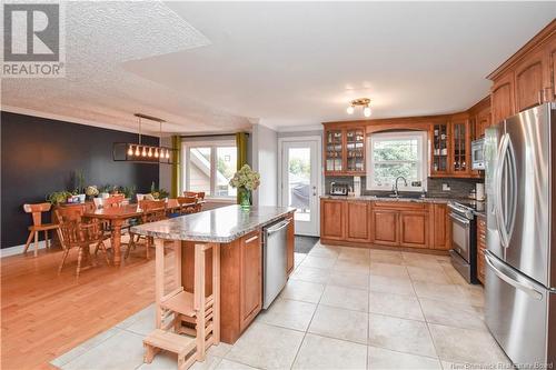 416 Wade Street, Tracadie, NB - Indoor Photo Showing Kitchen