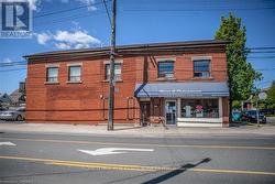 1111 CANNON STREET E  Hamilton, ON L8L 2J5