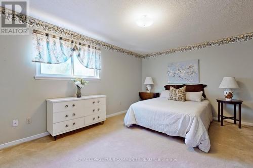 4 Melbourne Place, Brampton, ON - Indoor Photo Showing Bedroom