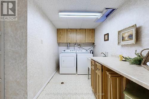 4 Melbourne Place, Brampton, ON - Indoor Photo Showing Laundry Room