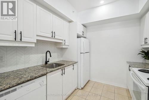 506 - 304 Essa Road, Barrie, ON - Indoor Photo Showing Kitchen